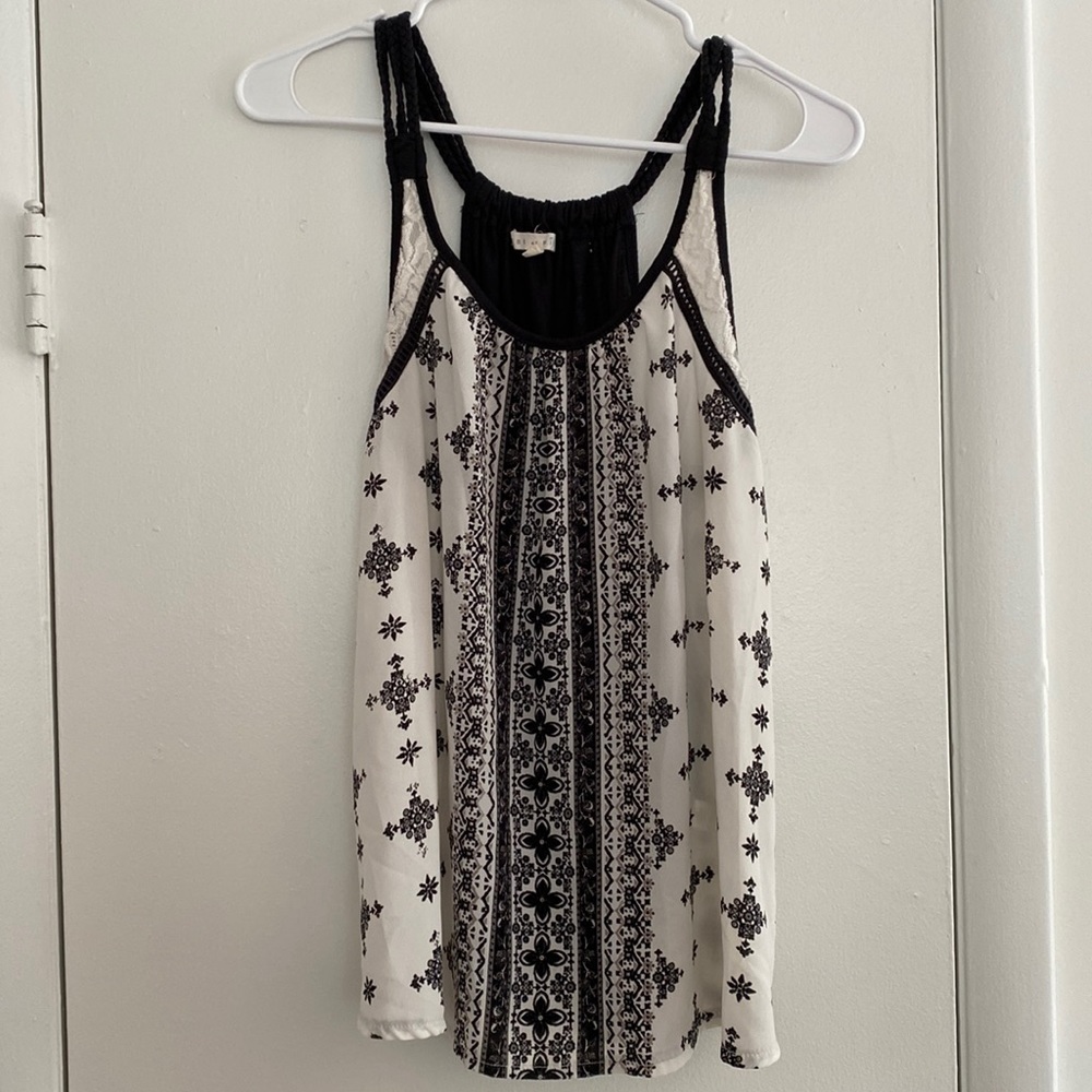 Hint of Mint White and Black Laced Tank Top